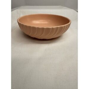 Vintage Franciscan Ware Coronado Swirl Decorative/Serving Bowl‎ 7.5" Blush Pink